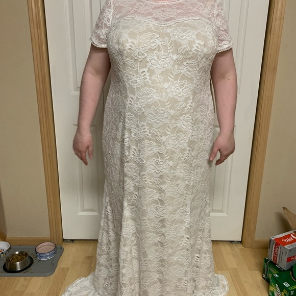 Wedding dress plus size. NWT - Picture 3 of 15